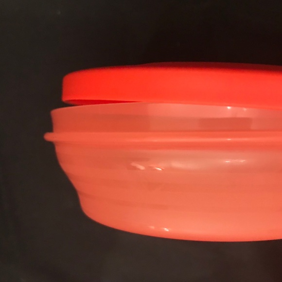 New Tupperware Snapping Orange Duo Bowls Set of 2 - Picture 4 of 6